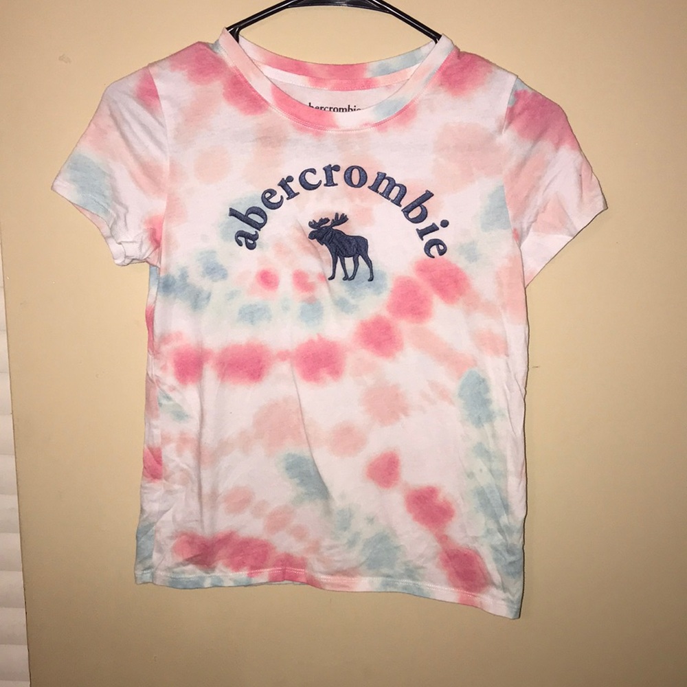 short sleeve shirt